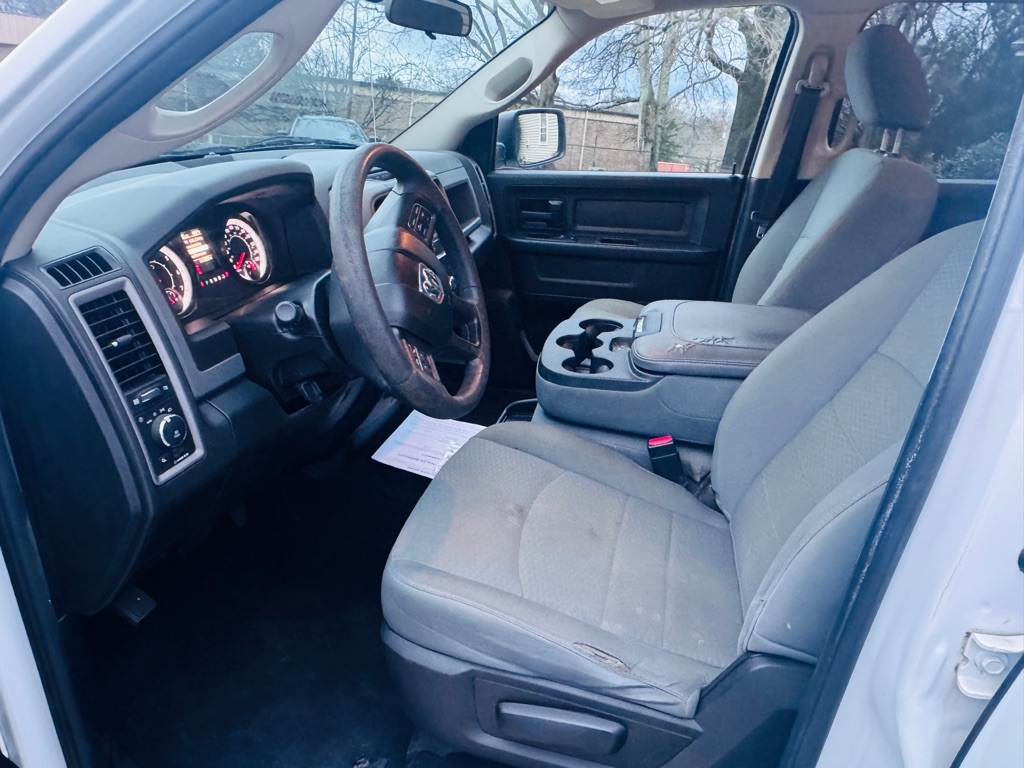 RAM 1500 Classic Tradesman Crew Cab SWB 4WD 2019