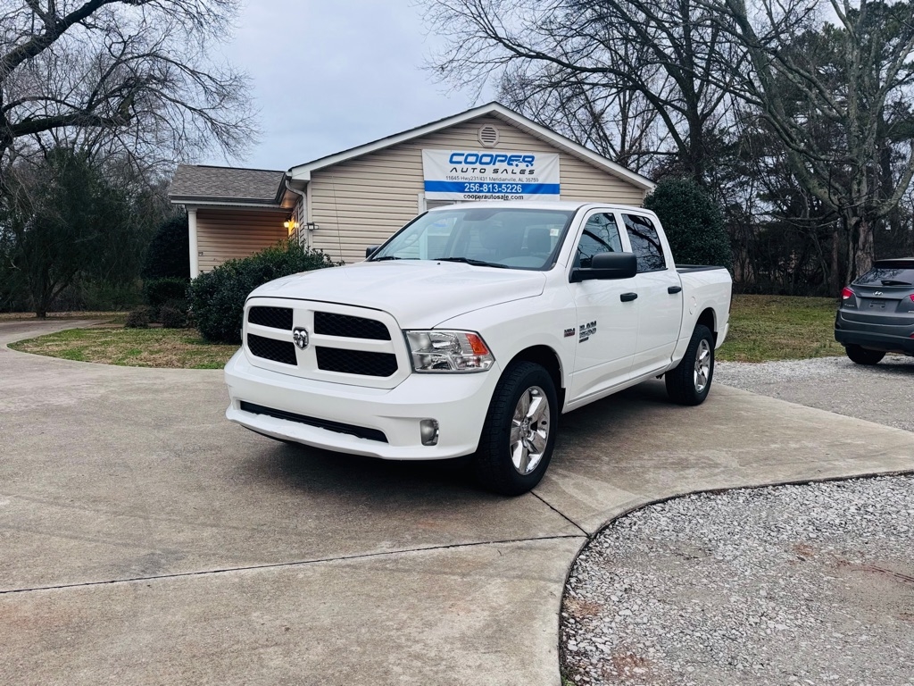 RAM 1500 Classic Tradesman Crew Cab SWB 4WD 2019
