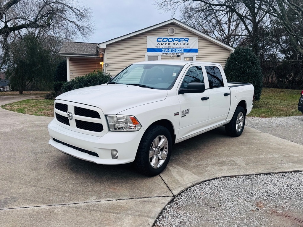 RAM 1500 Classic Tradesman Crew Cab SWB 4WD 2019