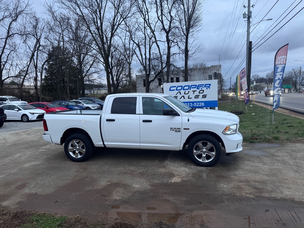 RAM 1500 Classic Tradesman Crew Cab SWB 4WD 2019