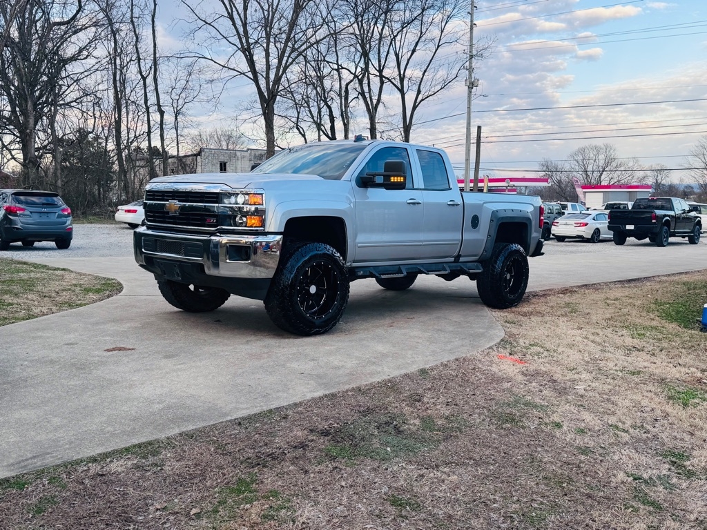 Chevrolet Silverado 2500HD LT Double Cab 4WD 2017