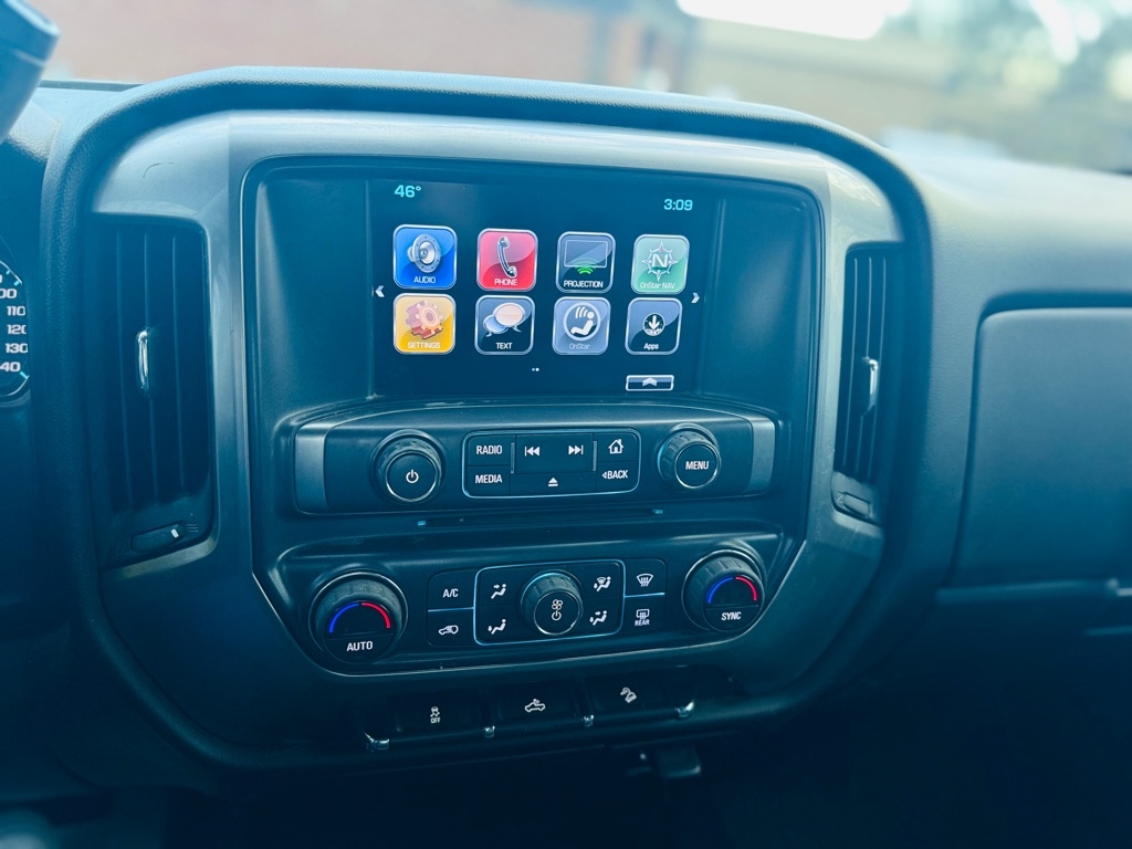 Chevrolet Silverado 2500HD LT Double Cab 4WD 2017