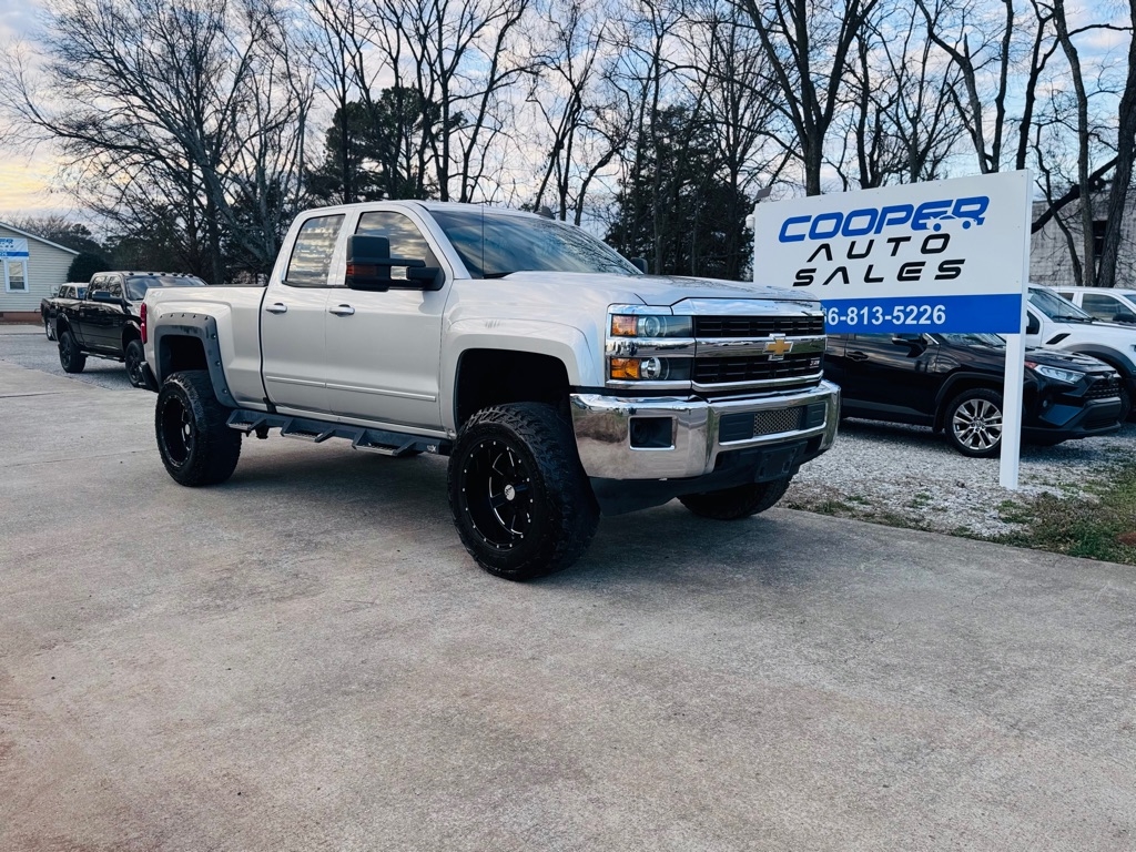 Chevrolet Silverado 2500HD LT Double Cab 4WD 2017