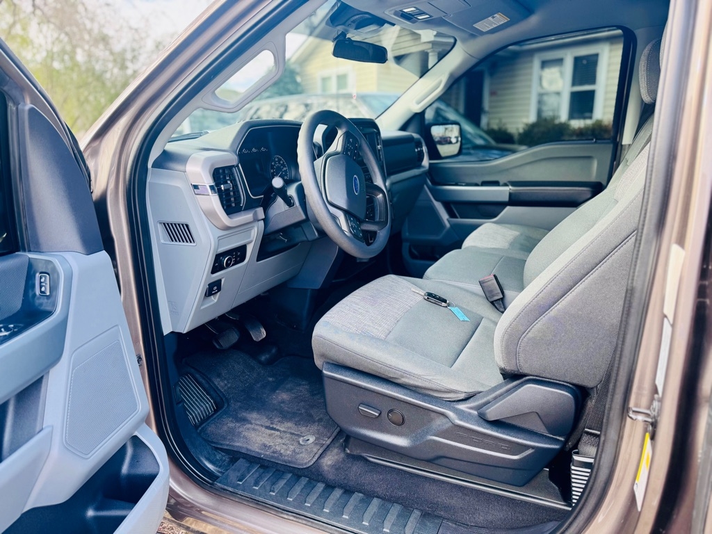 Ford F-150 XLT SuperCrew 5.5-ft. Bed 4WD 2023
