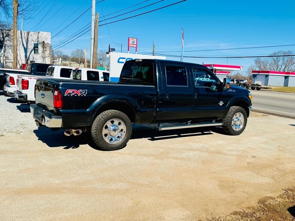 Ford F-250 SD Lariat Crew Cab 4WD 2015
