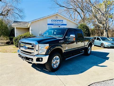 2015 Ford F-250 SD Lariat Crew Cab 4WD