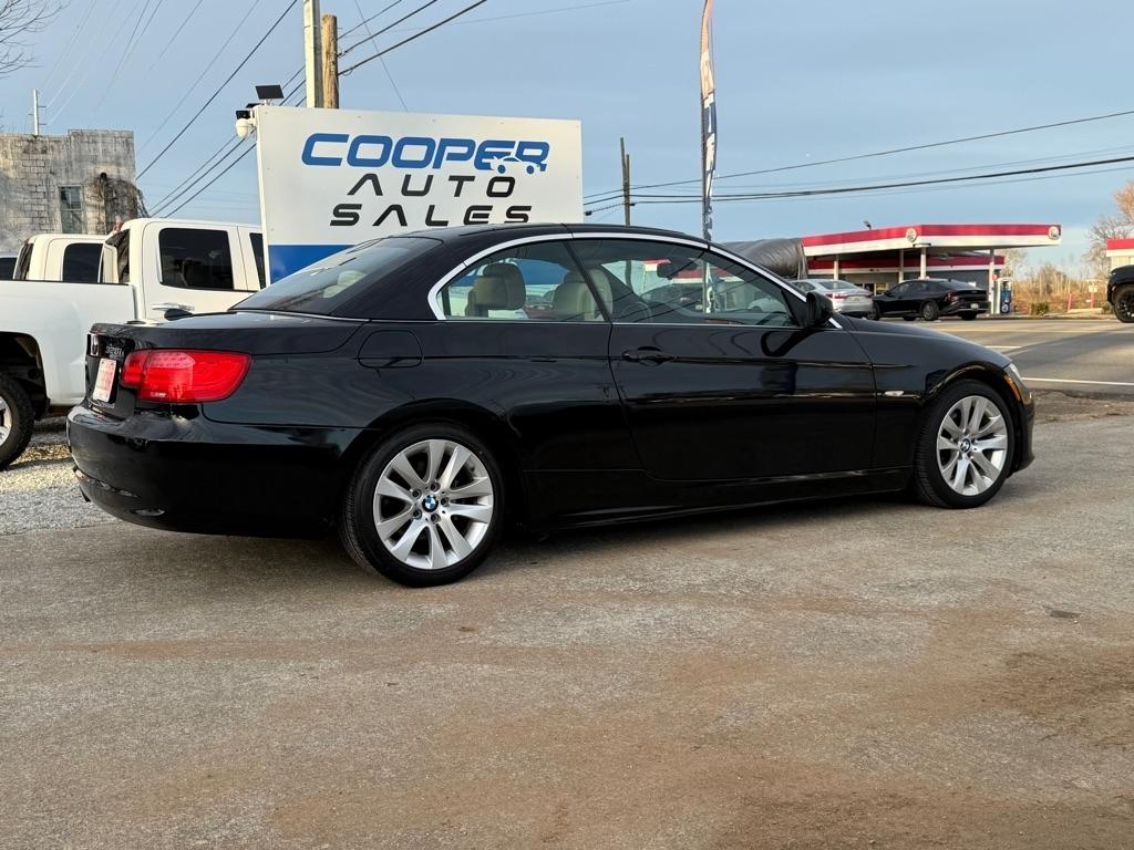 BMW 3-Series 328i Convertible 2011