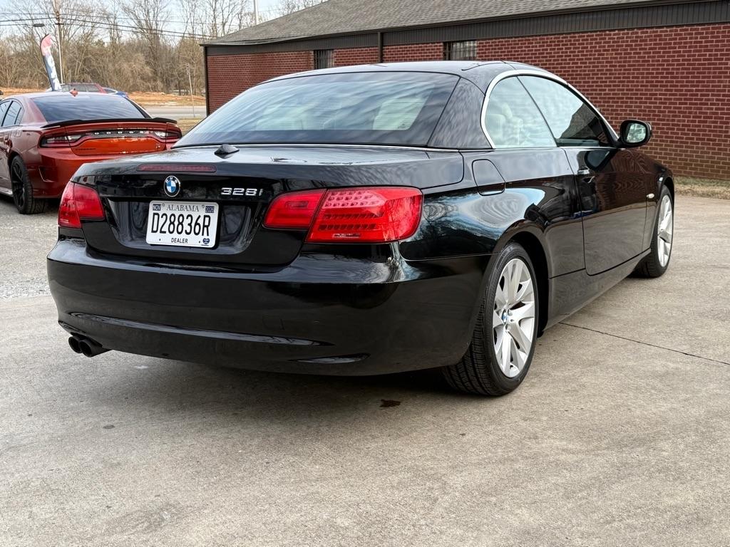 BMW 3-Series 328i Convertible 2011