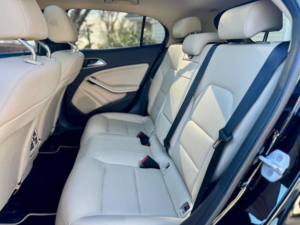 Mercedes-Benz GLA-Class GLA250 4MATIC 2018