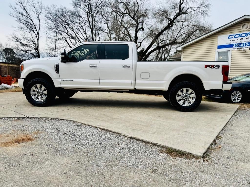 Ford F-350 SD Platinum Crew Cab Long Box 4WD 2017