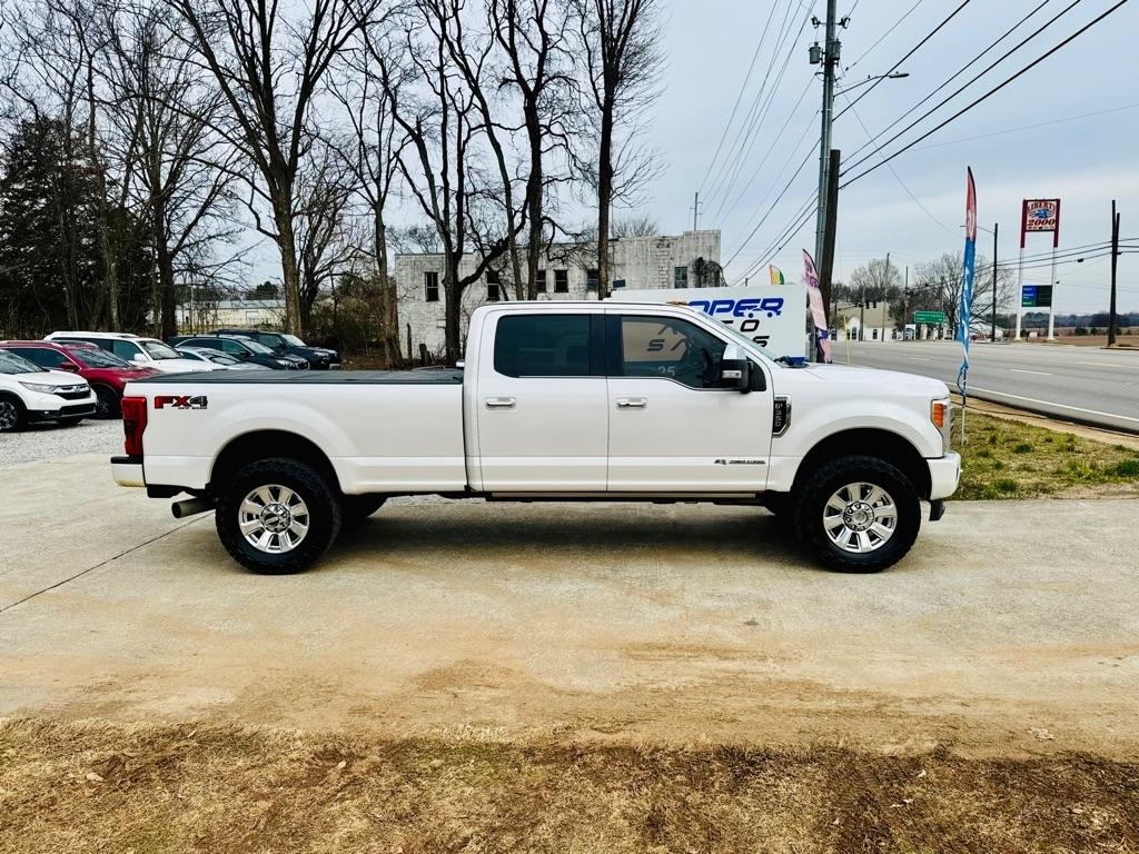 Ford F-350 SD Platinum Crew Cab Long Box 4WD 2017