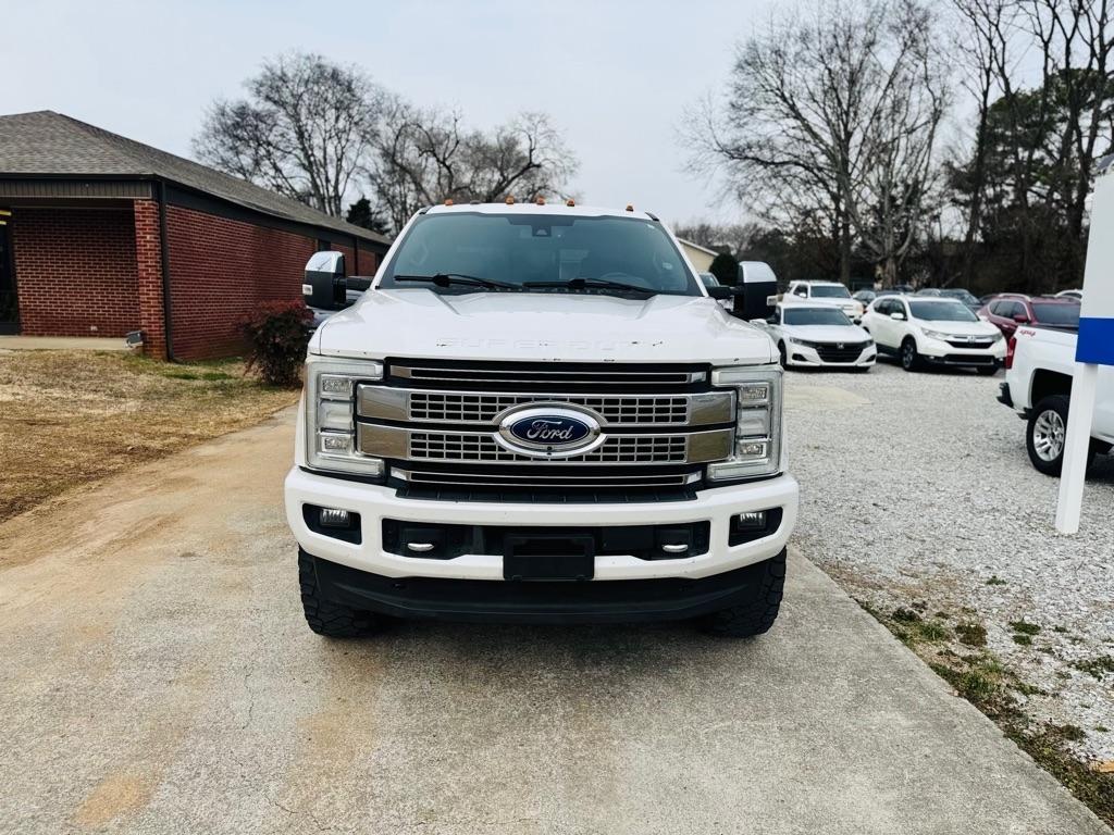 Ford F-350 SD Platinum Crew Cab Long Box 4WD 2017
