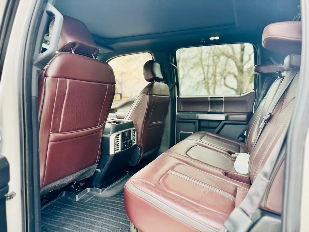 Ford F-350 SD Platinum Crew Cab Long Box 4WD 2017