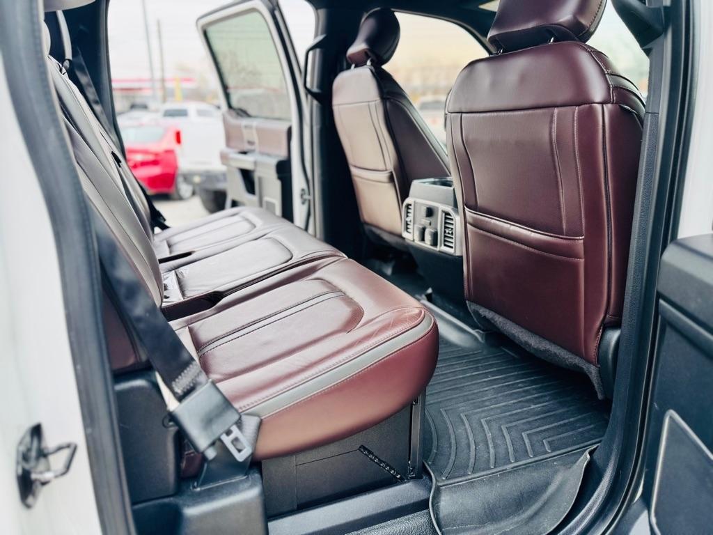 Ford F-350 SD Platinum Crew Cab Long Box 4WD 2017