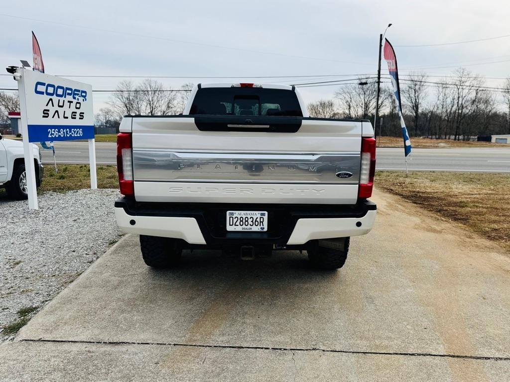 Ford F-350 SD Platinum Crew Cab Long Box 4WD 2017