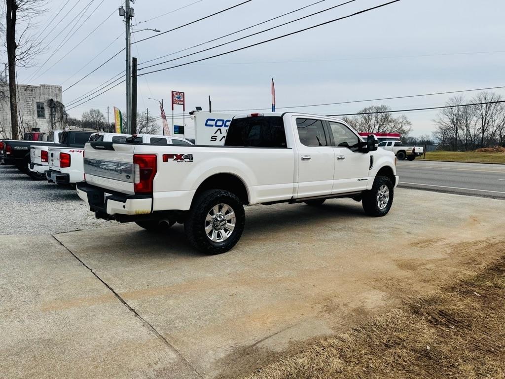 Ford F-350 SD Platinum Crew Cab Long Box 4WD 2017