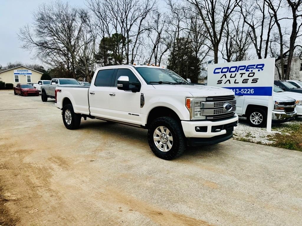 Ford F-350 SD Platinum Crew Cab Long Box 4WD 2017