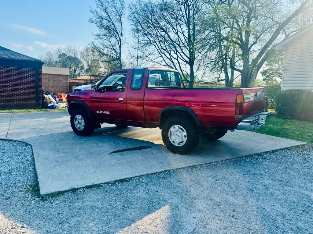 Nissan Pickup SE-V6 King Cab 4WD 1993