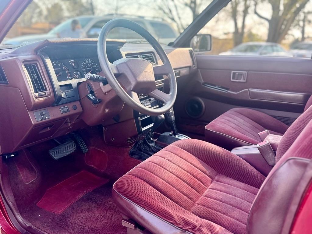 Nissan Pickup SE-V6 King Cab 4WD 1993