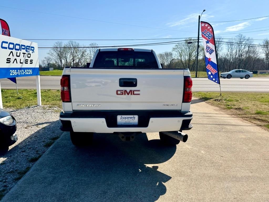 GMC Sierra 2500HD Denali Crew Cab 4WD 2016