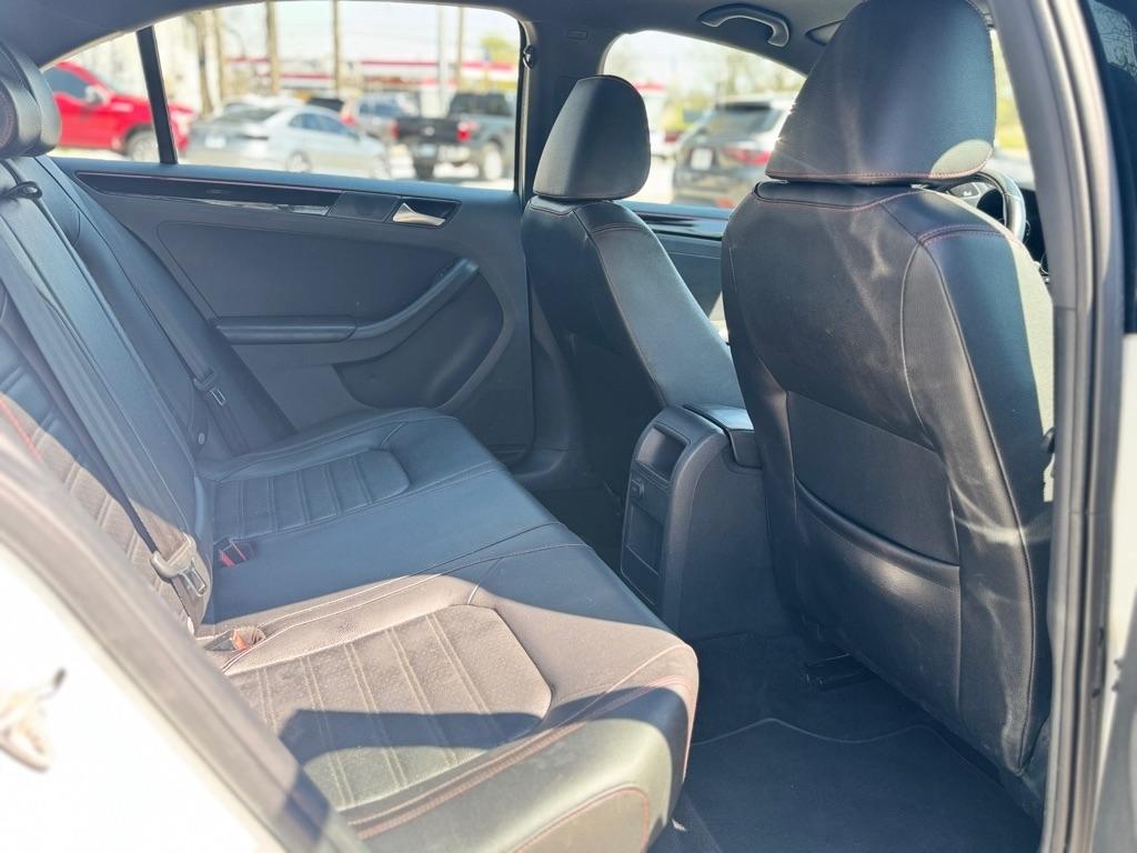 Volkswagen Jetta 2.0T GLI 6M 2017