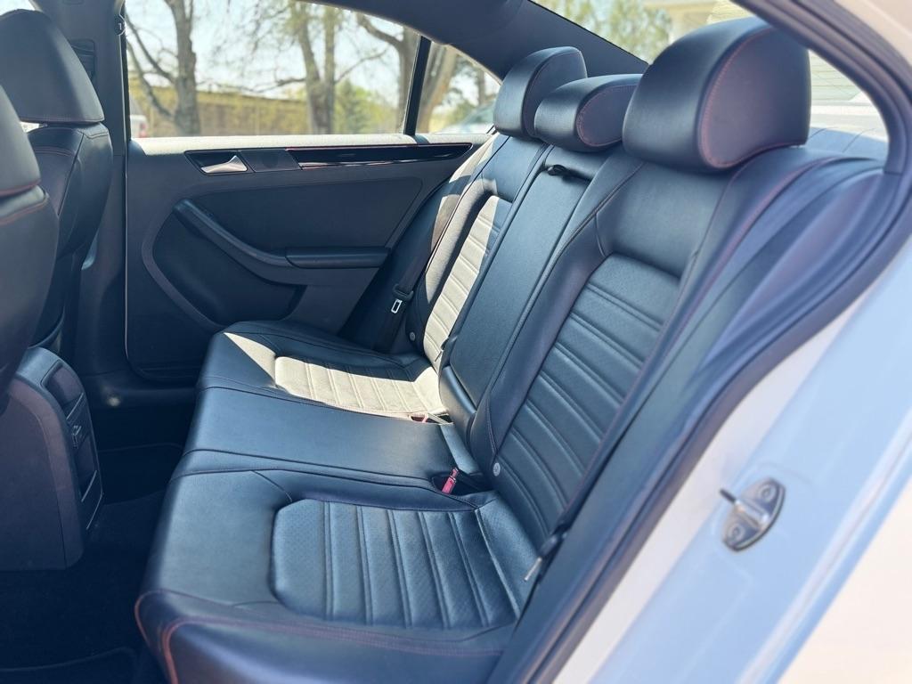 Volkswagen Jetta 2.0T GLI 6M 2017