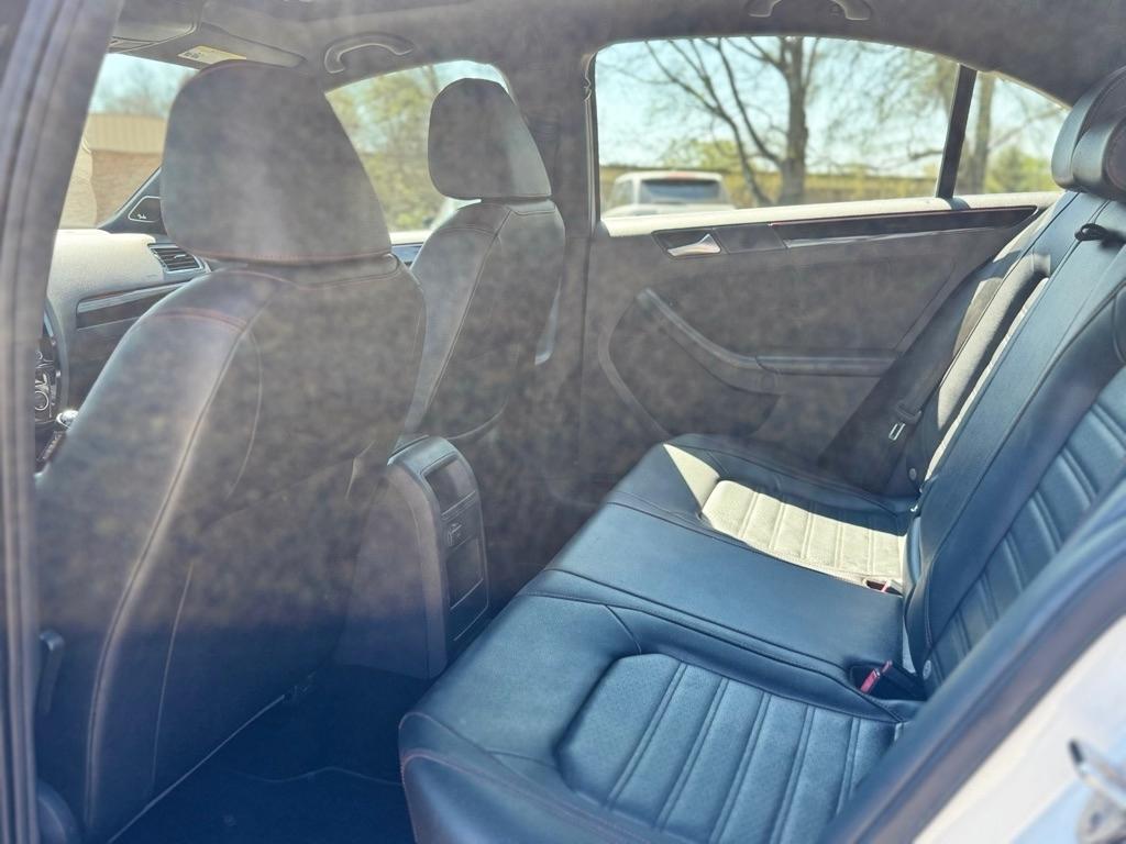 Volkswagen Jetta 2.0T GLI 6M 2017