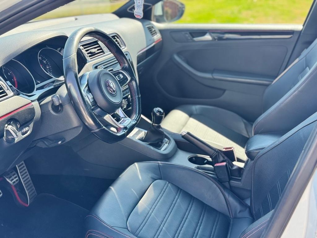 Volkswagen Jetta 2.0T GLI 6M 2017