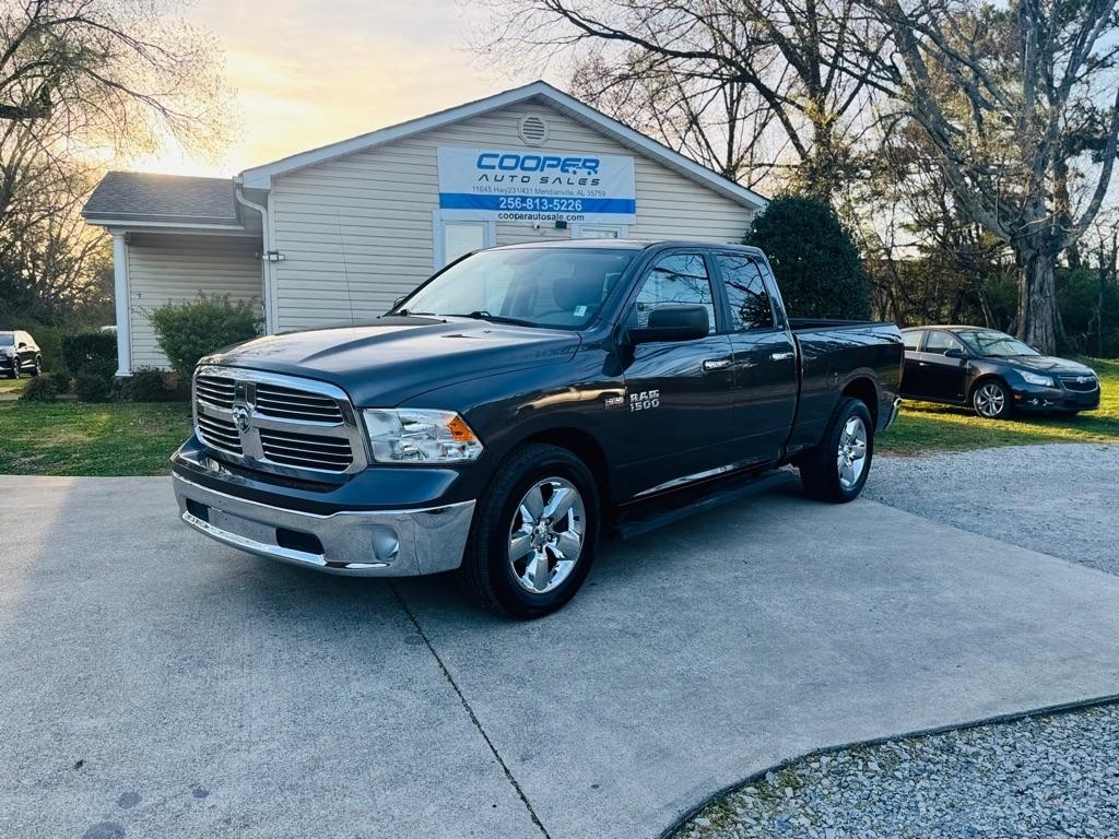 RAM 1500 SLT Quad Cab 2WD 2016