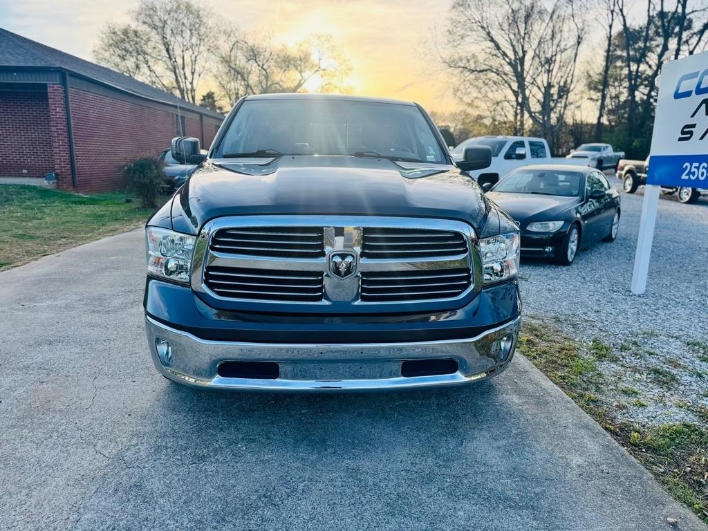 RAM 1500 SLT Quad Cab 2WD 2016