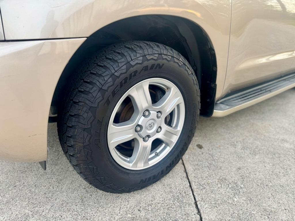 Toyota Sequoia Limited 2WD 2008