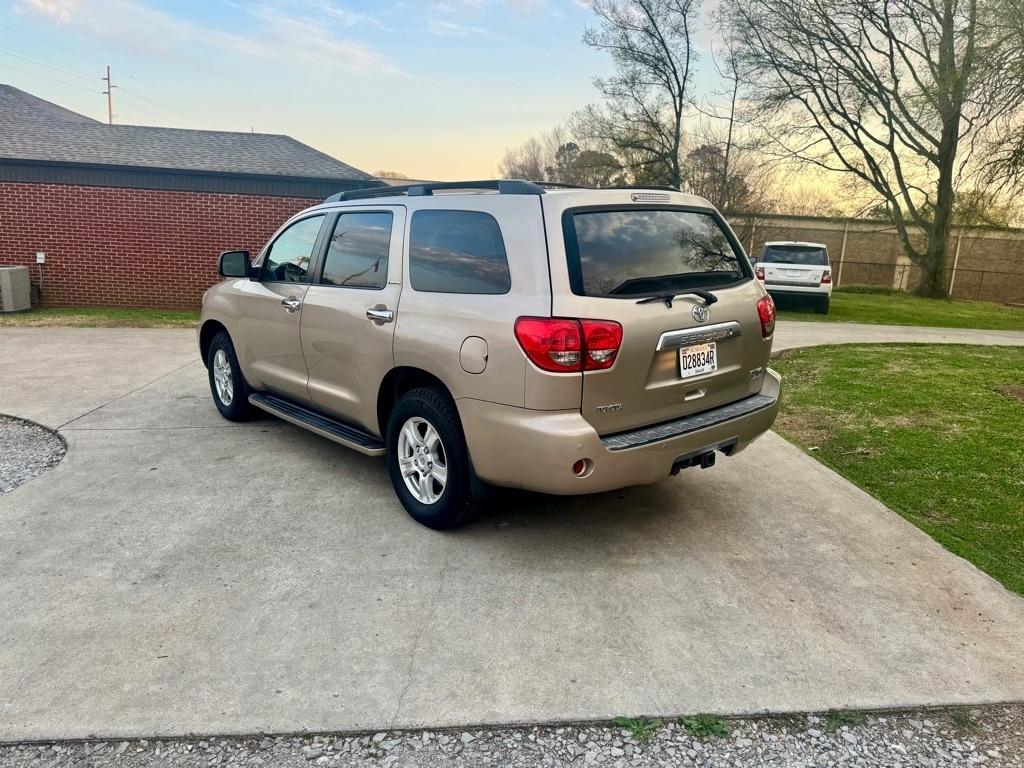 Toyota Sequoia Limited 2WD 2008
