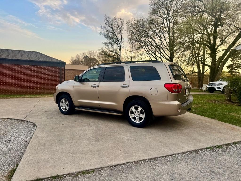 Toyota Sequoia Limited 2WD 2008
