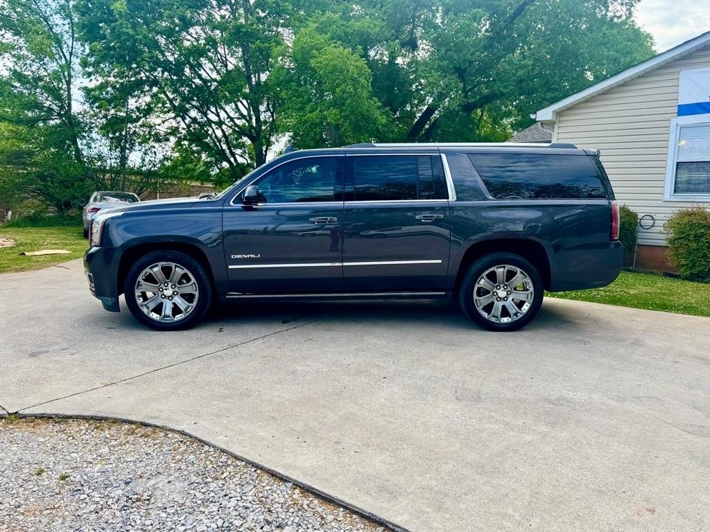 GMC Yukon XL Denali 2WD 2016