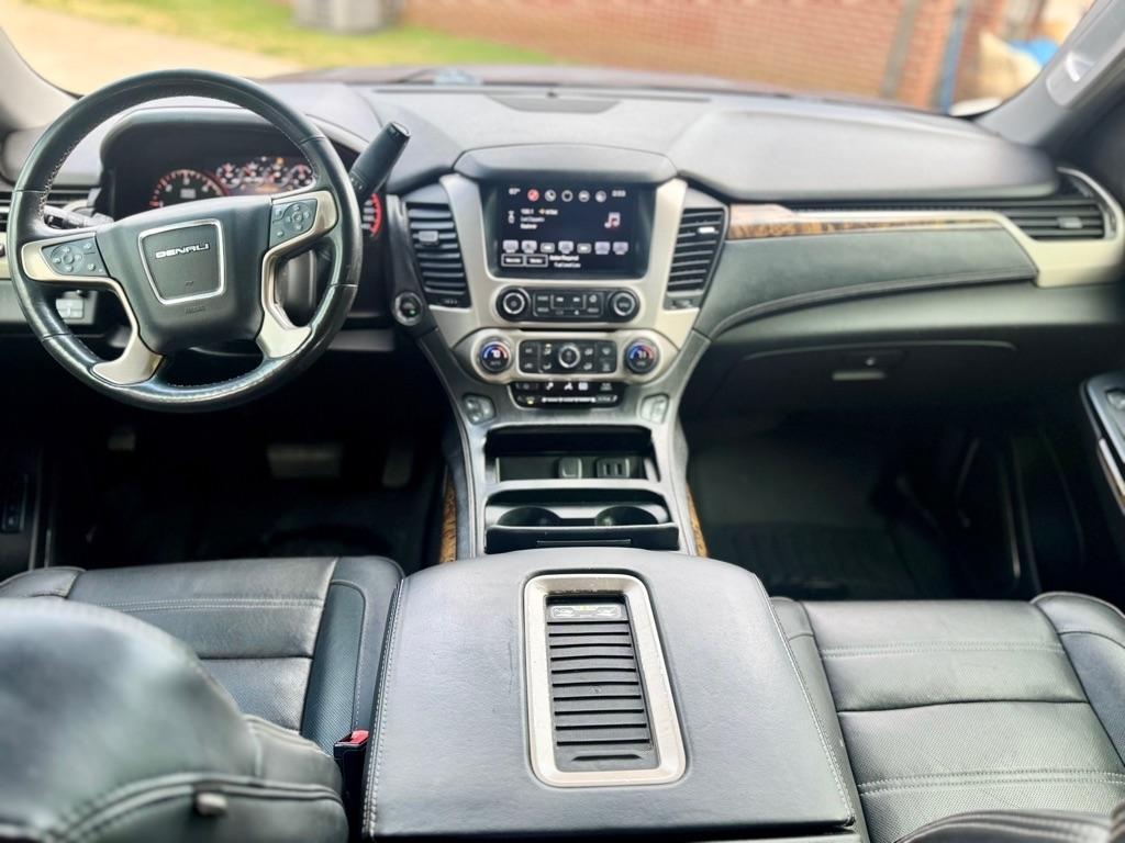GMC Yukon XL Denali 2WD 2016