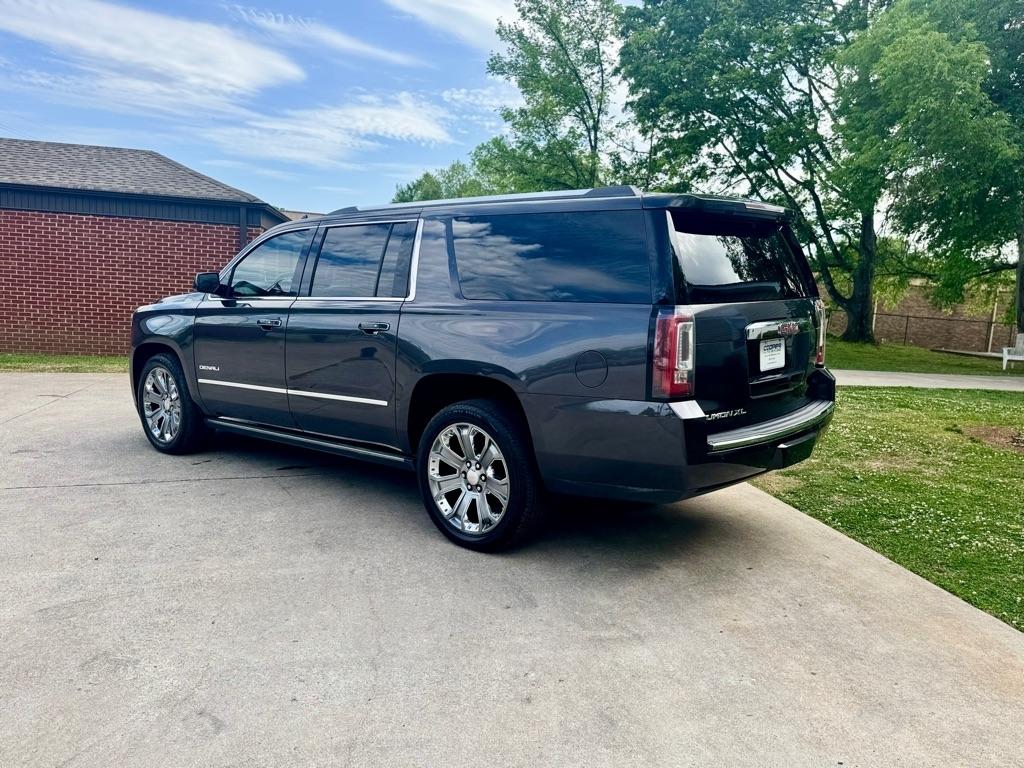 GMC Yukon XL Denali 2WD 2016
