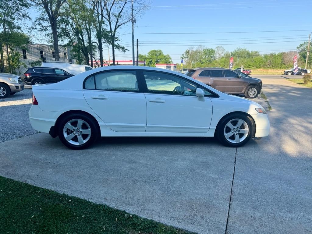 Honda Civic LX-S Sedan 5-Speed AT 2011