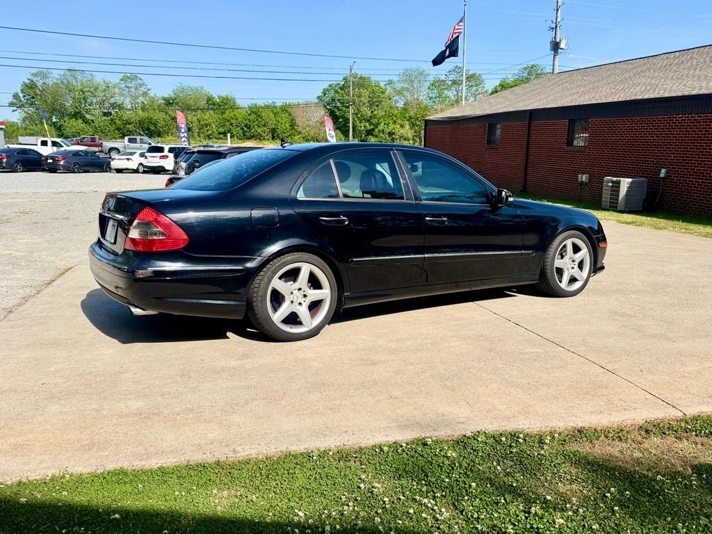 Mercedes-Benz E-Class E350 Luxury Sedan 2009