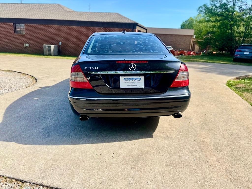 Mercedes-Benz E-Class E350 Luxury Sedan 2009