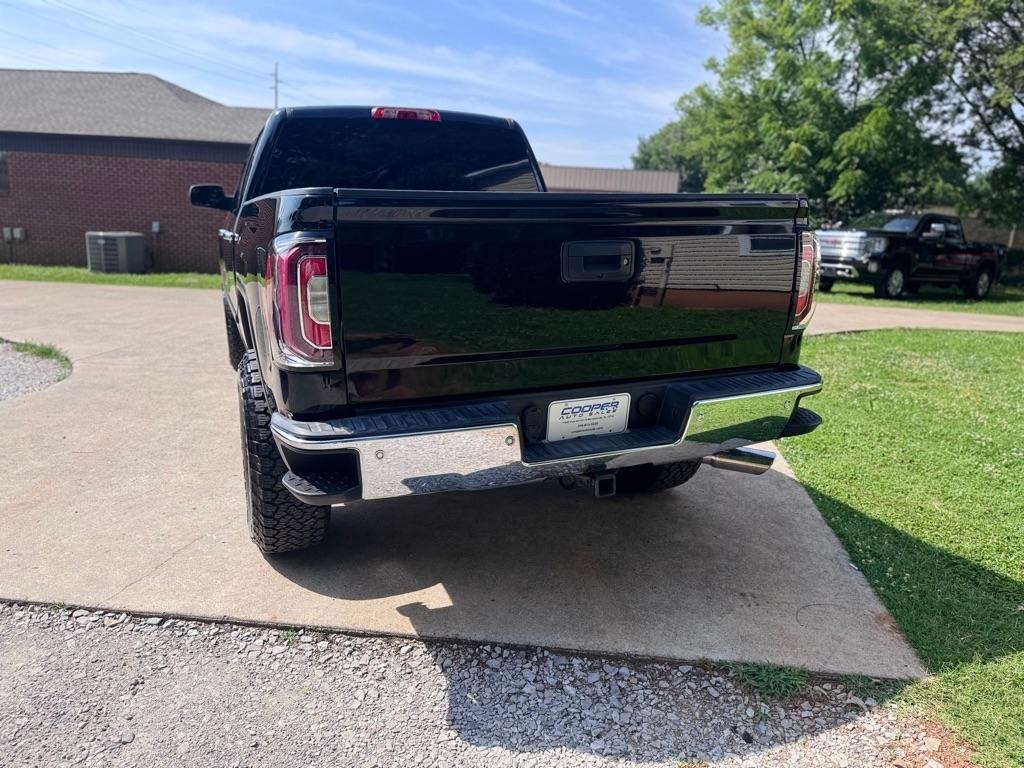 GMC Sierra 1500 Denali Crew Cab Long Box 4WD 2017