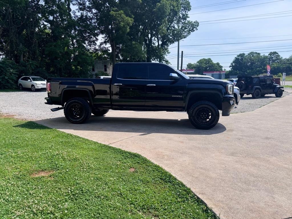 GMC Sierra 1500 Denali Crew Cab Long Box 4WD 2017