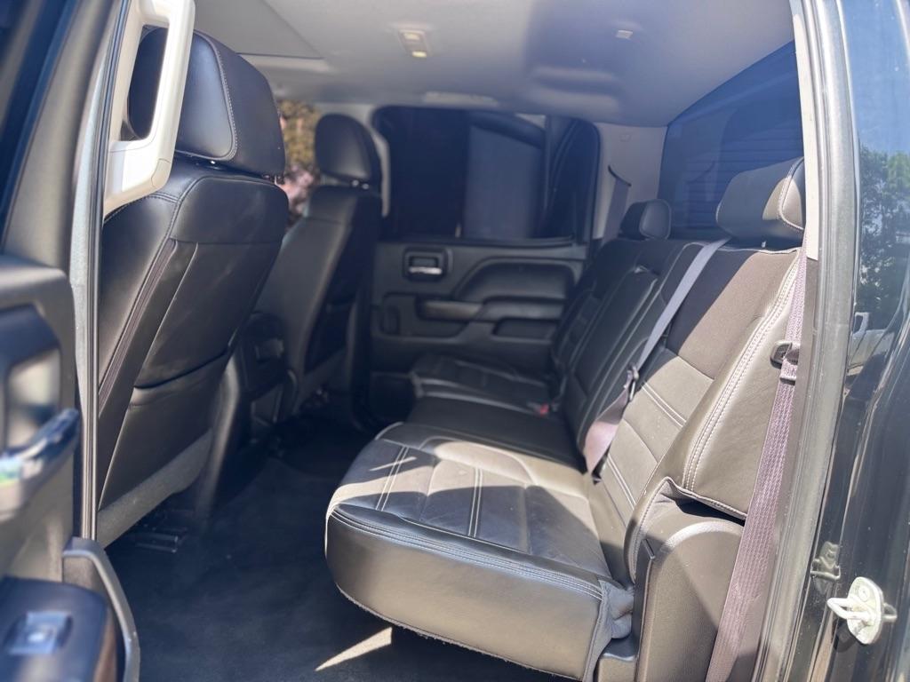 GMC Sierra 1500 Denali Crew Cab Long Box 4WD 2017