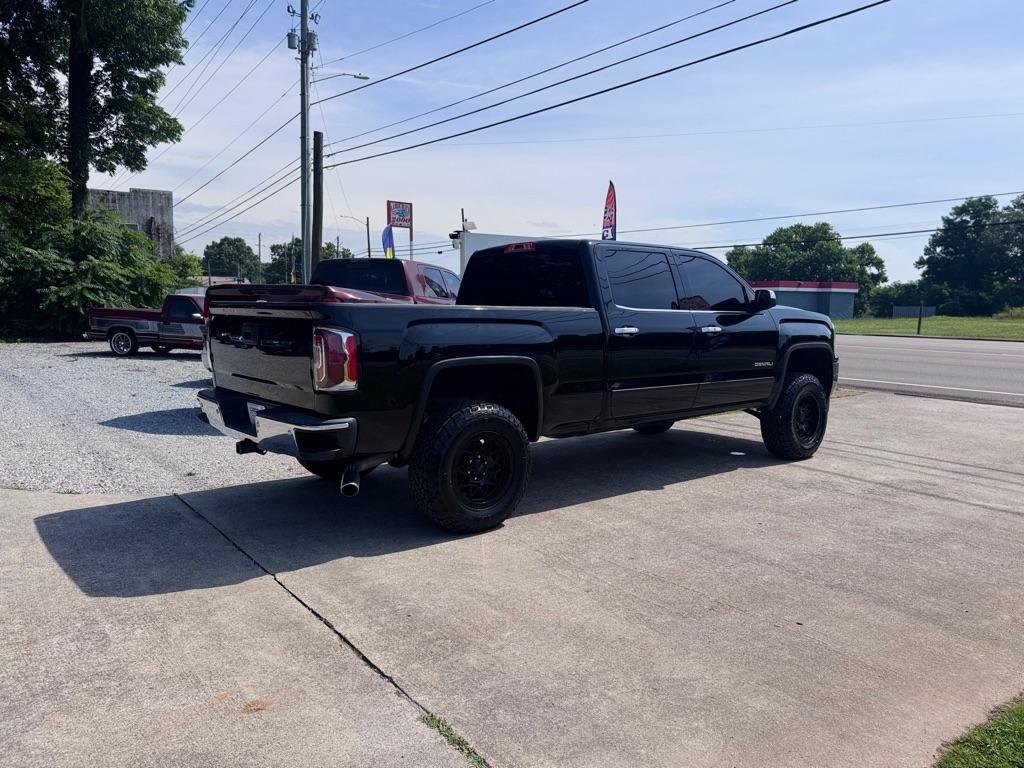 GMC Sierra 1500 Denali Crew Cab Long Box 4WD 2017