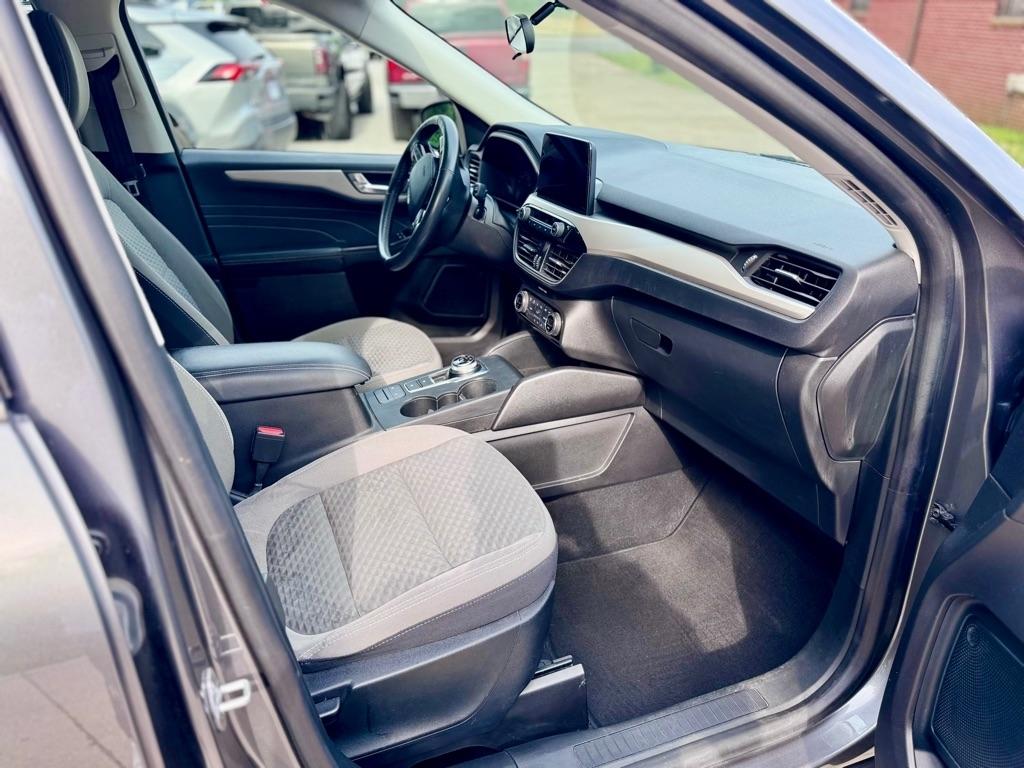 Ford Escape SE AWD 2021