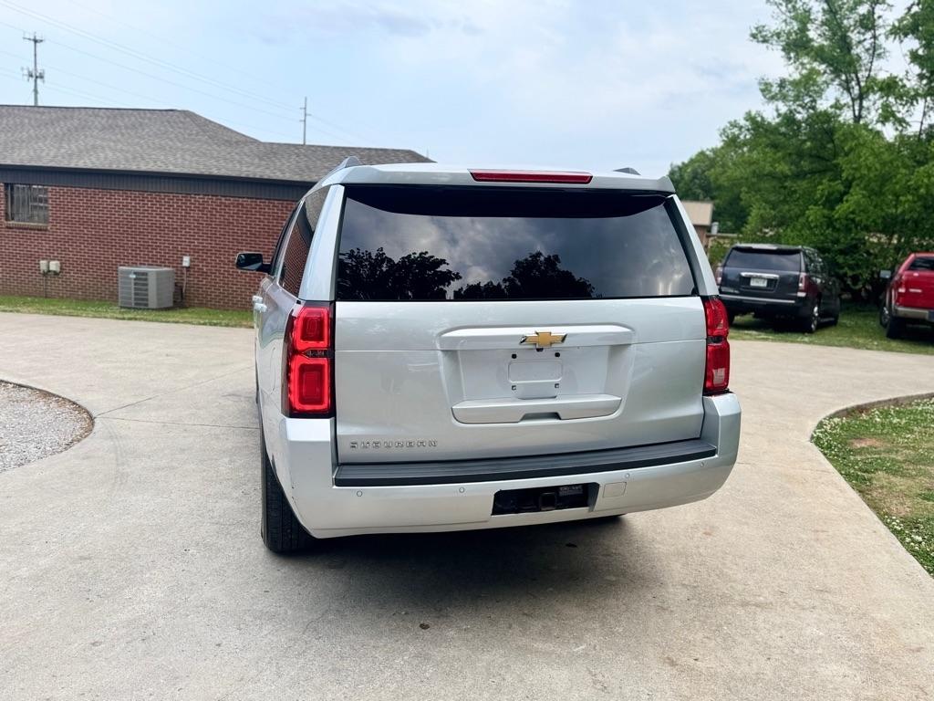 Chevrolet Suburban LT 2WD 2019