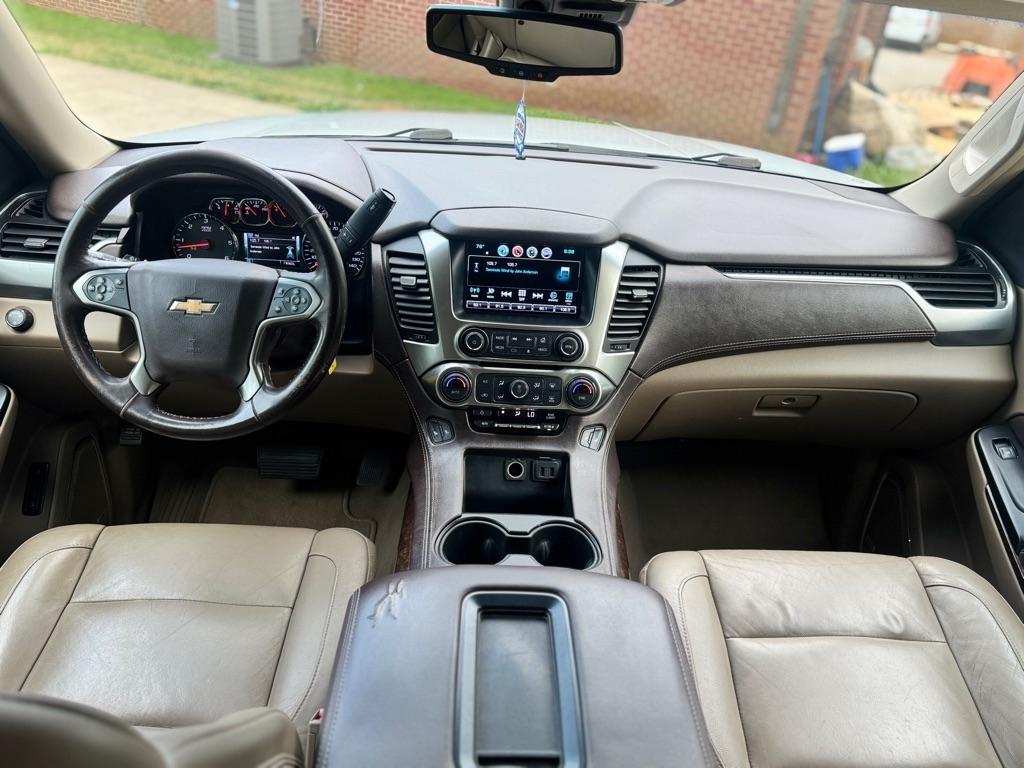 Chevrolet Suburban LT 2WD 2019