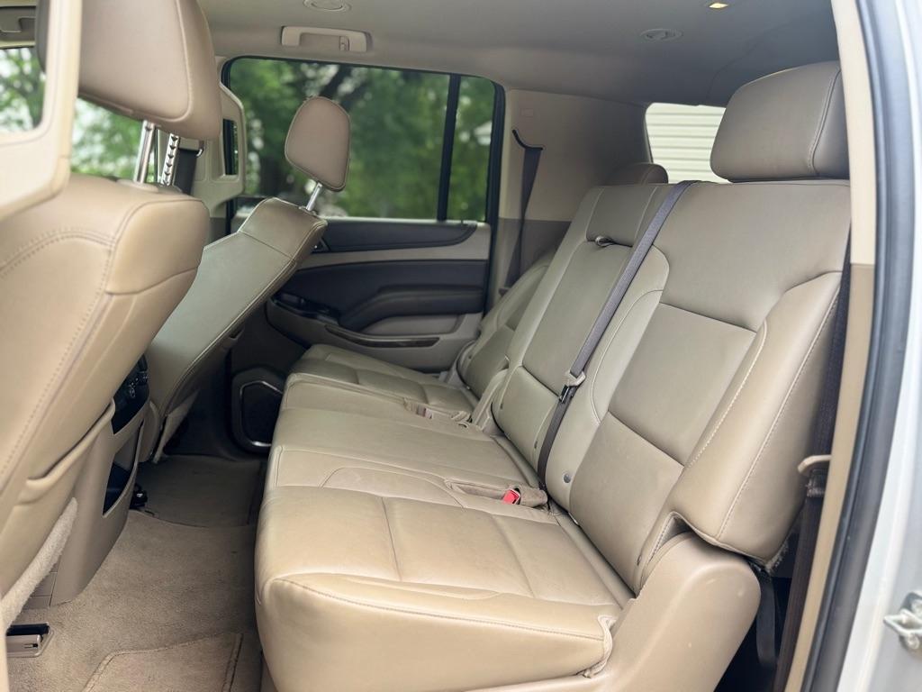Chevrolet Suburban LT 2WD 2019