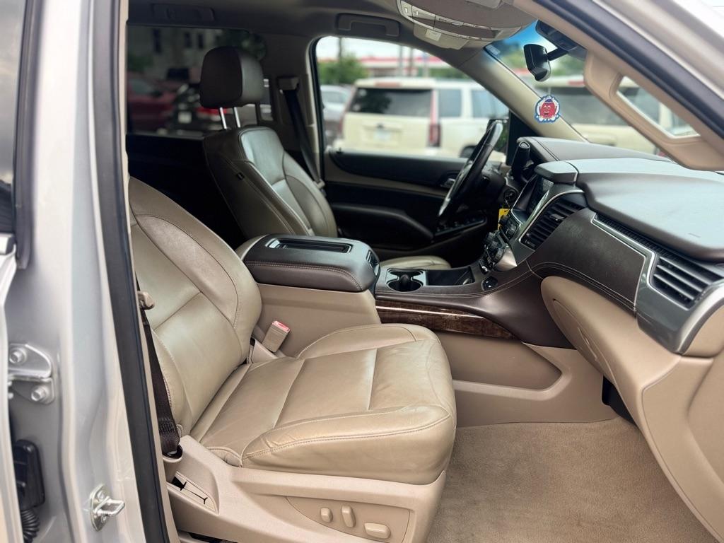 Chevrolet Suburban LT 2WD 2019