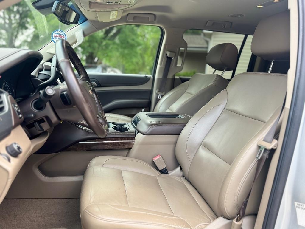 Chevrolet Suburban LT 2WD 2019
