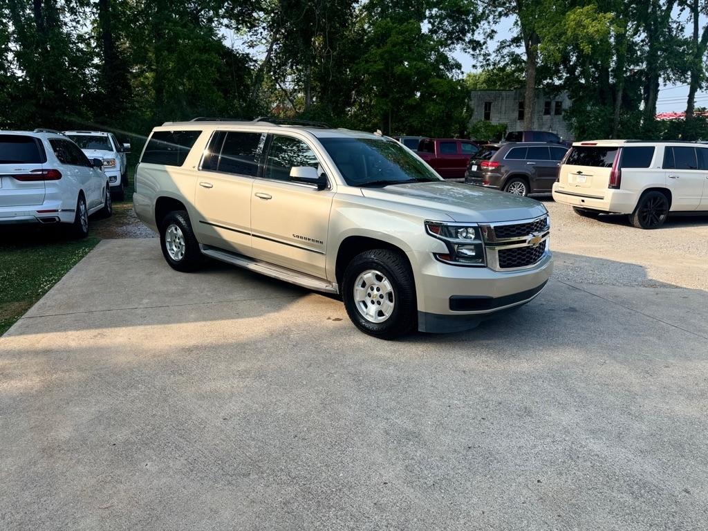 Chevrolet Suburban LT 4WD 2015